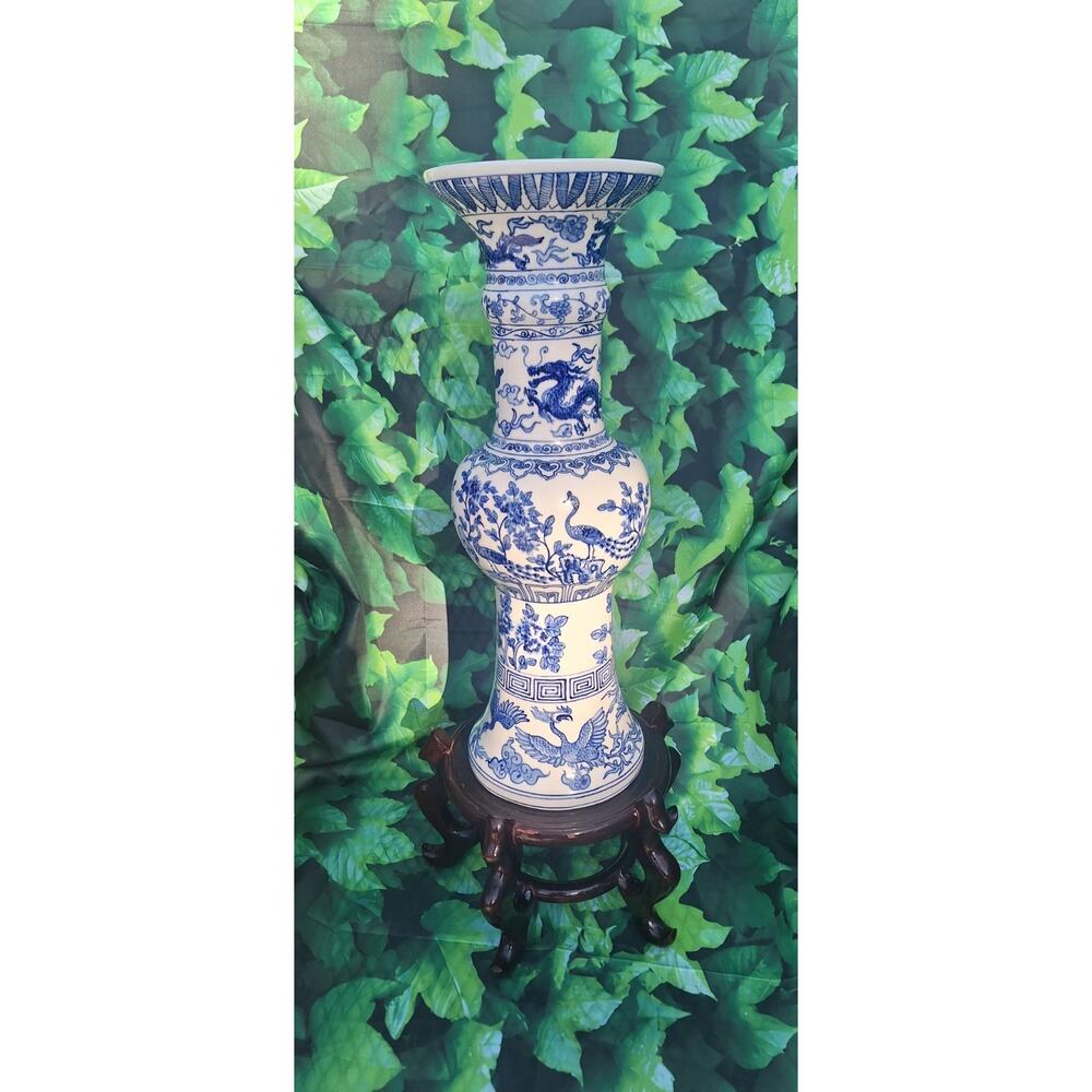 Chinese Porcelain Blue And White Yen Yen Vase 22.5 inches tall